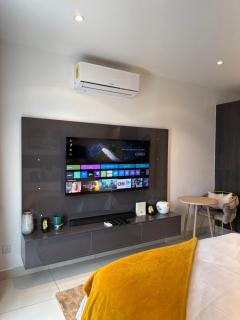 Kwart luxury Studio at Airport Residential - Accra - 5