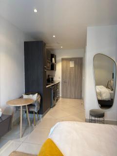 Kwart luxury Studio at Airport Residential - 2