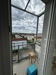 2 bedroom, 10 mins from center, top floor, balcony with view, high-speed Internet, coffee - Praga - 5