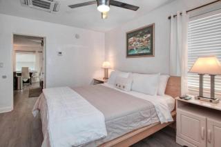 Park Shore Suite 9 - Madeira Beach! - St. Pete Beach - 0
