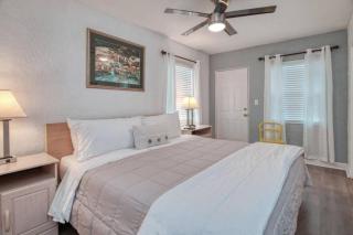 Park Shore Suite 9 - Madeira Beach! - St. Pete Beach - 2