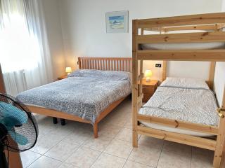 Condominio Nevada a pochi passi dal mare da Agenzia Colla Jesolo - 1