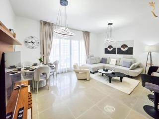 Modern Escape 1BR Home in Al Reef Downtown - Abu Dhabi - 5