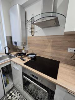 Logement entier 35m2 avec wifi - 2chambres - rénové - hypercentre Foix - 8