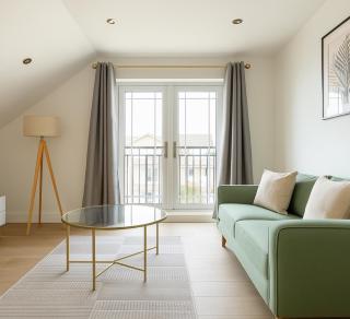 Elegant 2 Bed Flat with Balcony in Finchley - Hendon - 0