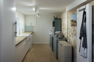 Farmhouse Charm with Modern Style in Pembrokeshire - Nolton - 5