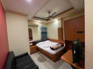 Starline Hotel - Agartala - 3