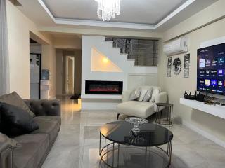 Entire Ekşioğlu Paradise Town Villa in Antalya - Belek - 0