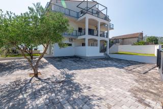 Dazlina Resort Apartments - Dazlina - 6