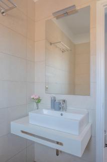 Aggelos Apartments & Deluxe Studios - Nydri - 5