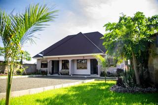 Apollo Villa homestay - Arusha - 9