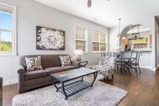 Blue Bird by Lake Escape - Near Silver Dollar City - Branson - 4