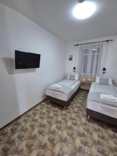 Altair Árpád Apartman - Vecsés - 9