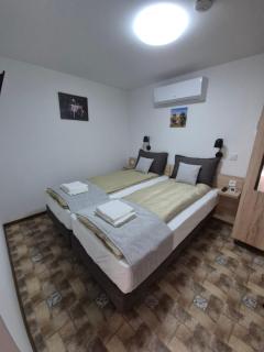 Altair Árpád Apartman - Vecsés - 7