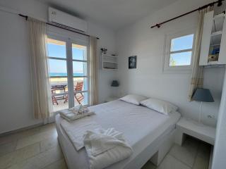 Ammos - Glyfada Sunset - Naxos Chora - 1