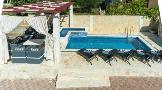 Villa Lara, Family Retreat with Sea View & Pool - Sveti Filip i Jakov - 6