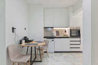 Piraeus Minimal Central 1BR Apartment - Pireo - 1