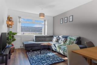 Free Parking - Central - Sleeps 6 - 2 Bedrooms - Livingston - 0
