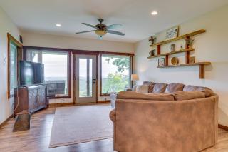 Sugarloaf House Scenic Getaway Near La Crosse! - - 7