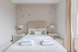 Elegant Hidden Gem by London Landmarks - 1