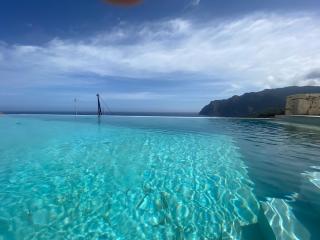 Villa Zina mit Infinity-Pool und Meerblick - 7