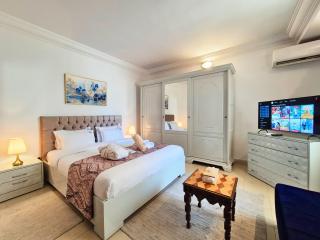 L'Orchidée - Suites de Luxe avec Piscine Chauffée et Vue sur le Lac de Tunis - Tunis - 3