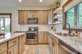 Wanlass House Elevated Retreat Near La Crosse! - - 1
