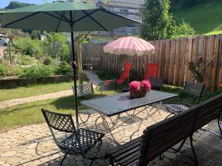 Historic Swiss Chalet Room in Farmhouse Rosalie - Brunnadern - 6