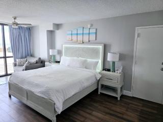 Oceanview 2 Studios adjoining w/pool, kitchenettes - 9