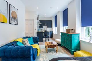 Central Studio Flats with Parking in Southend on Sea - Southend-on-Sea - 0