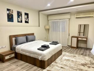 Modern & Stylish 2BR Apartment Nile View - Kairo - 9