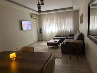 Modern & Stylish 2BR Apartment Nile View - Kairo - 2