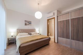 Luxury Escape with Swimming Pool & Modern Design - 0