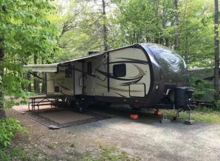 Site V Full Hookup up to 43ft Site ONLY - Gaines - 6