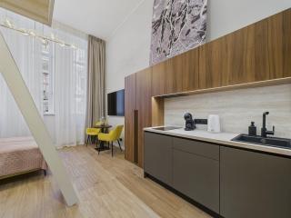 Affordable Old Town Loft - Riga - 9