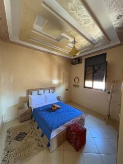 Room blue in Marrakesh, 2 min Airport - Marrakech - 1