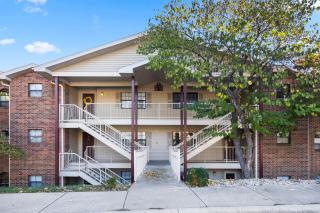 Great Escape II - Resort Style 2 BDR Condo on Golf Course with Pool - Branson - 2