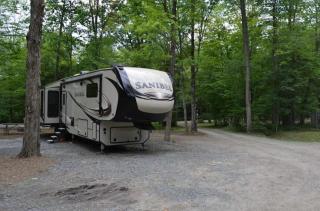 RV Site Full Hookup up to 43ft - Gaines - 0
