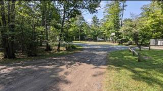 RV Site Full Hookup up to 43ft - Gaines - 1