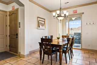The View - Resort Amenities & Epic Views - Washington - 4