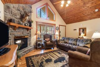 Creekside - 2 BDR Resort Cabin in Epic Location - Branson West - 5