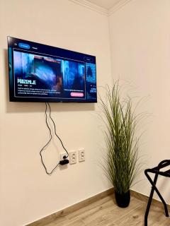 Natura Lux Holiday House with Pool and Jacuzzi - 2