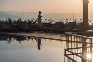 Elegant Stone Villa with Private Pool & Sunset Views - Astérion - 8