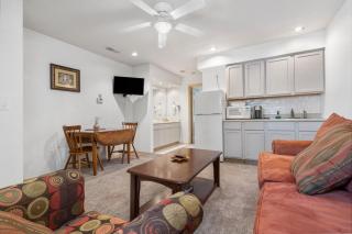 Swansons King Suite - 1 mile from Branson - Branson - 0