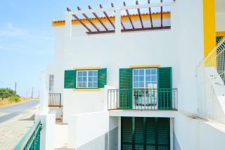 Serene Duplex House With Patio by LovelyStay - Vila Nova de Cacela - 2
