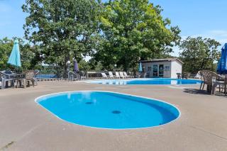 Cozy Condo at Rock Lane Resort - Branson - 9