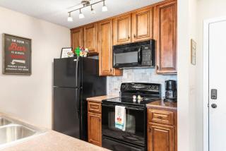 Cozy Condo at Rock Lane Resort - Branson - 1