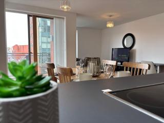 Lux 2bed AO Arena Apartment, City Centre - Manchester - 7