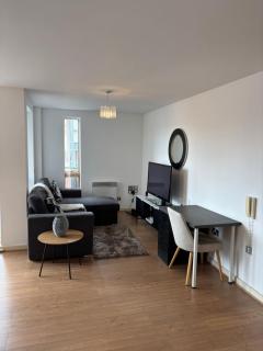 Lux 2bed AO Arena Apartment, City Centre - Manchester - 0