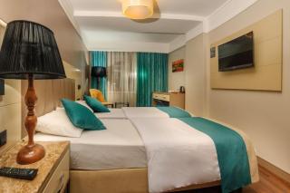 Old Ridgeway Hotel - Chingford - 9